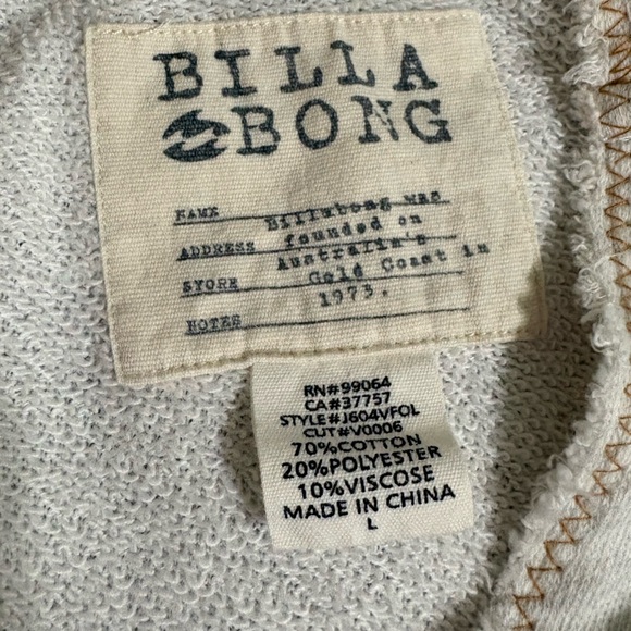 🌊Billabong Graphic Hoodie🌊 - Picture 3 of 4